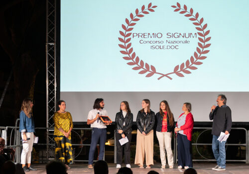 Immagine “Qui non c’è niente di speciale” premiato al Salina Doc Fest